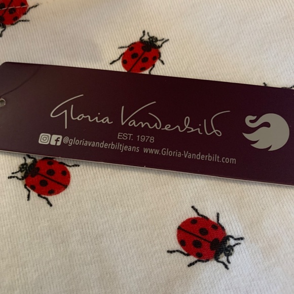 Gloria Vanderbilt Margaret tee. NWT. Retail ‎ 24 - Picture 7 of 8